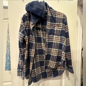 American Eagle Hooded Flannel, Size Medium, Blues/Greens Plaid